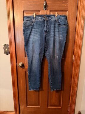 Kut from the Kloth Dark Blue Distressed Skinny Jeans